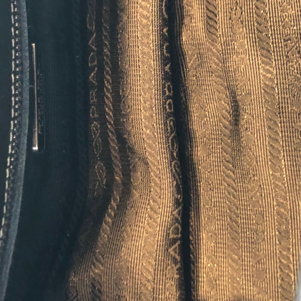 Prada Handbag from Milano Cert of Auth see photo - Picture 12 of 16